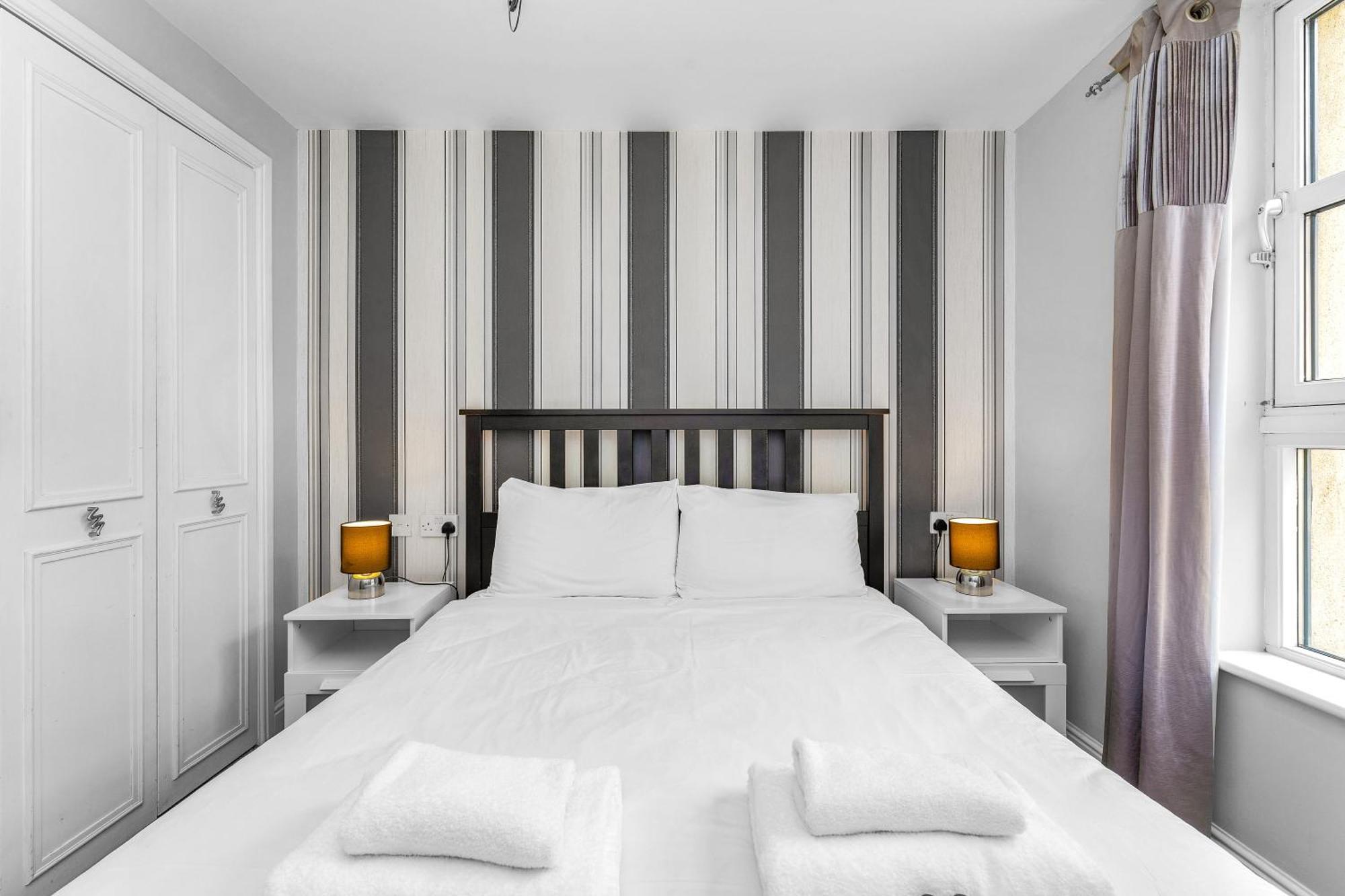 Comfy Place Off Royal Mile, With Parking Apartment Edinburgh