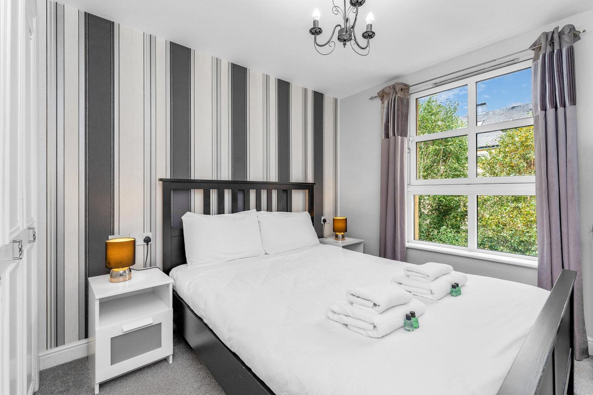 Comfy Place Off Royal Mile, With Parking Apartment