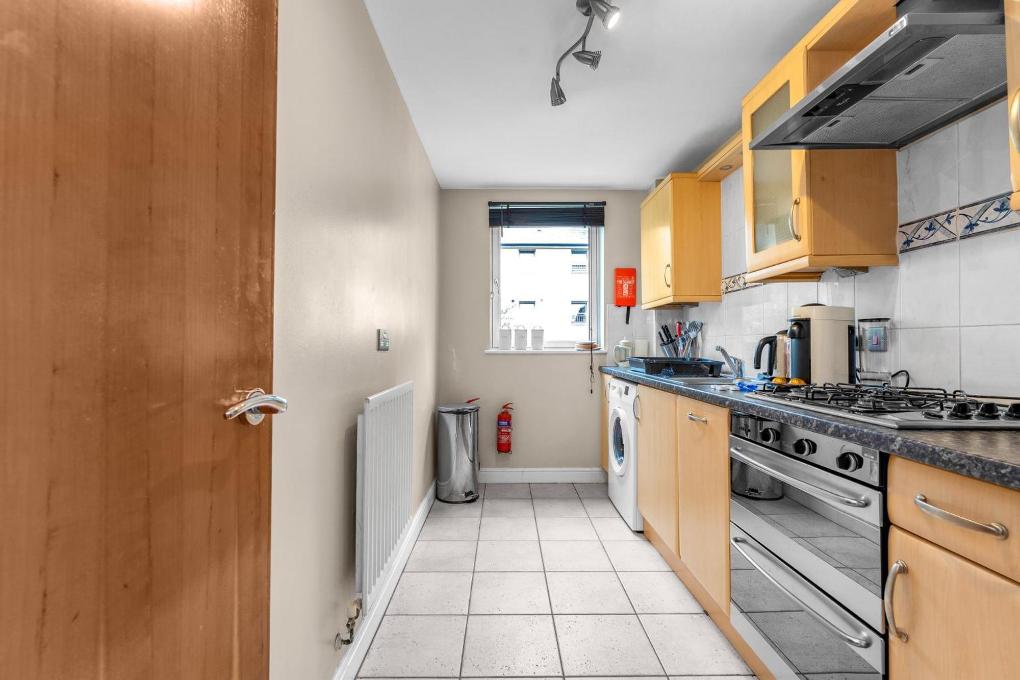 Comfy Place Off Royal Mile, With Parking Apartment *